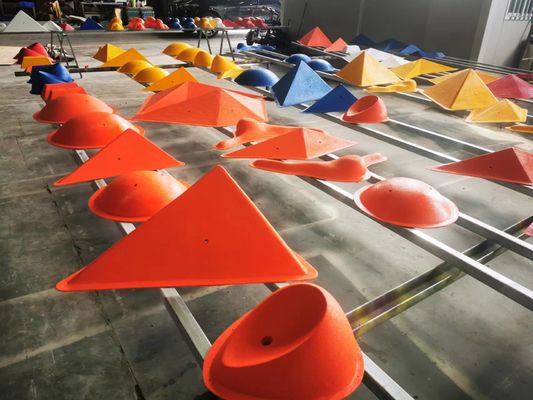 Organic Resin Rock Climbing Volumes Indoor Rock Wall Holds For Campsite