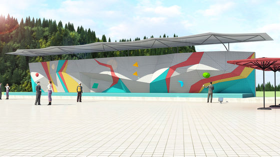 High Safety Outdoor Climbing Wall With Excellent Weather Resistance No Inflatable